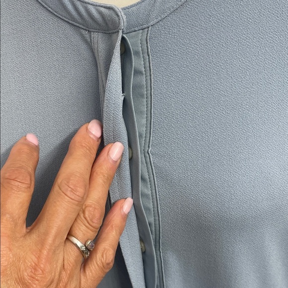 LAUREN Ralph Lauren Women's Light Blue Tunic Blouse Sz L - Picture 3 of 11